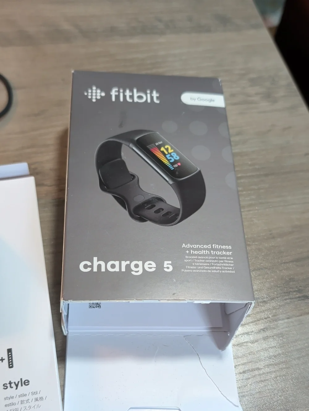 Rarely Used Fitbit Charge 5 Fitness Tracker In Box